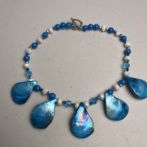 Dyed Blue Shell Necklace Bracelet Set Beaded Costume Jewelry Toggle Clasp Boho - Picture 3 of 16